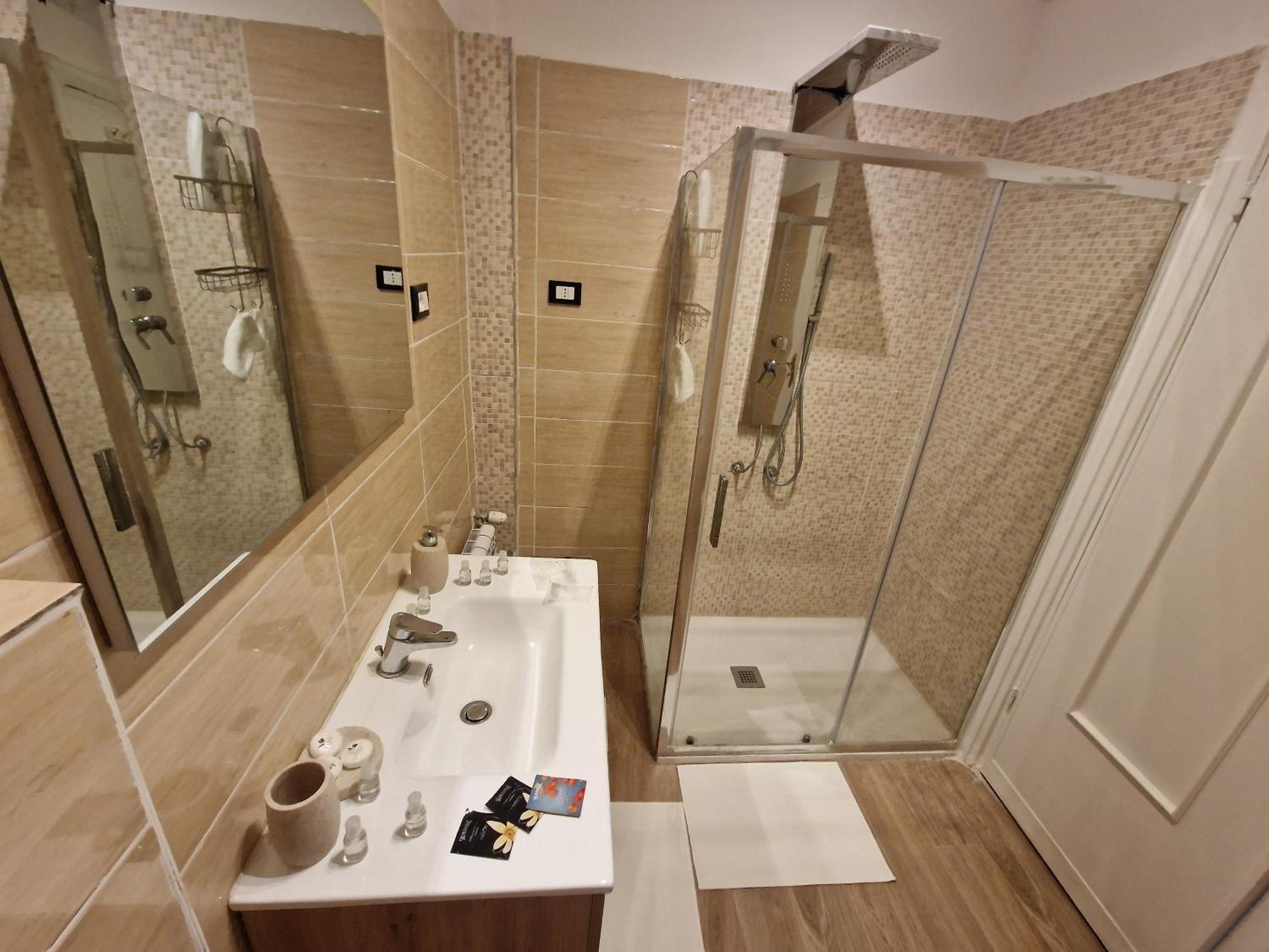 La Perla Bianca Apartment Genoa